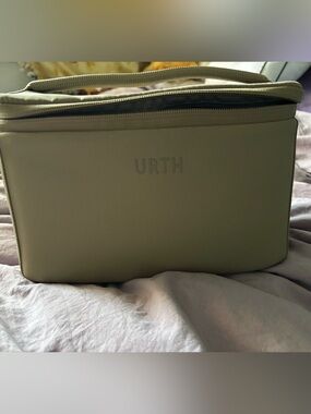 Urth Arkose Camera Insert